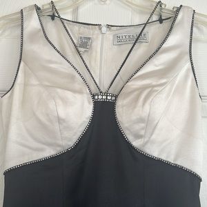 Vintage Classic Black & white Bejeweled    Embellished Mermaid  Evening Dress 2